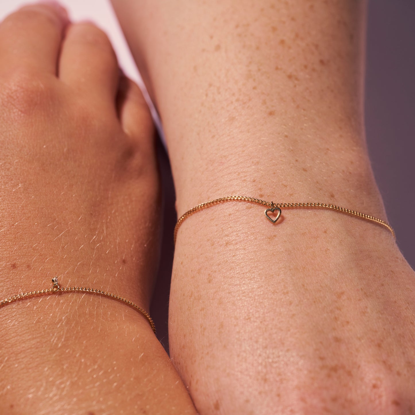 Elongated Oval Rolo Chain