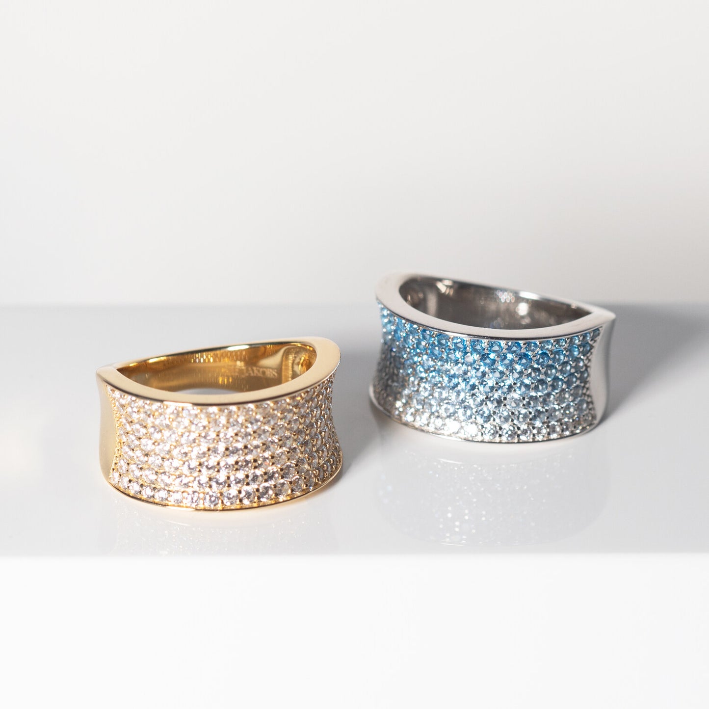 925 sterling sølv | Blå gradient | 60, 925 sterling sølv | Blå gradient | 58, 925 sterling sølv | Blå gradient | 56, 925 sterling sølv | Blå gradient | 54, 925 sterling sølv | Blå gradient | 52, 925 sterling sølv | Blå gradient | 50