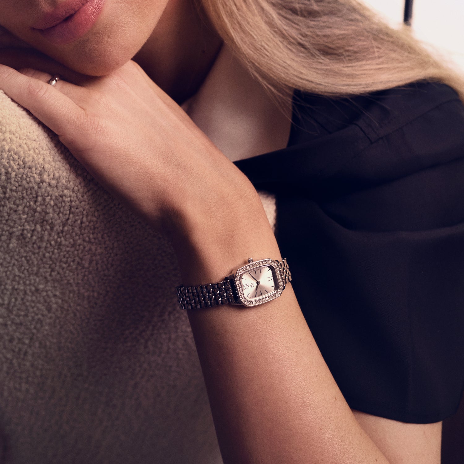 Stainless steel Silver | Sølv urskive & hvide zirkoner